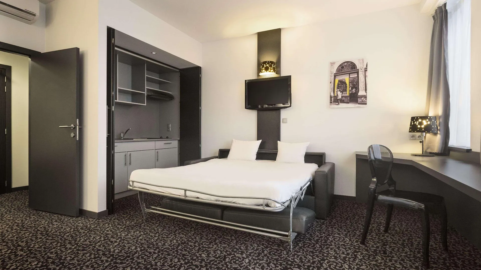 B&B Hotel Brussels East Woluwe